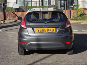 2015 Ford Fiesta 1.25 Zetec Hatchback 3dr Petrol Manual Euro 6 (82 Ps) in Grey — image 5