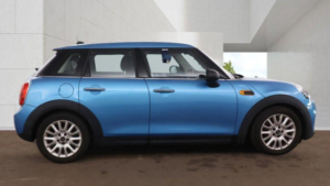 2015 MINI Hatch 1.2 One Euro 6 (s/s) 5dr in Blue — image 5