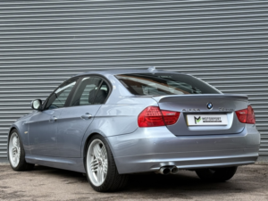 2010 BMW Alpina D3 2.0 D Biturbo in Blue — image 4