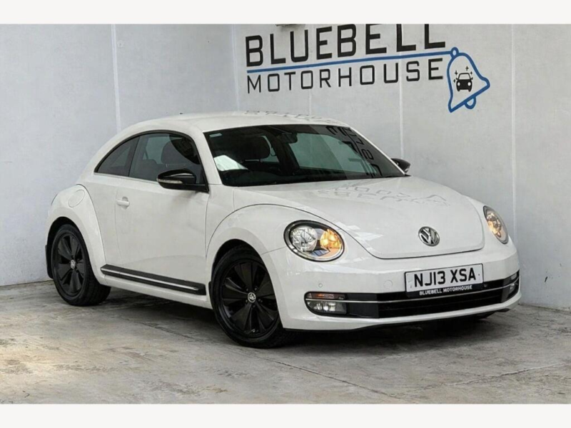 2013 Volkswagen Beetle 2.0 Tdi Sport Euro 5 3dr in White — image 1