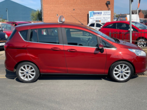 2015 Ford B-Max 1.0t Ecoboost Titanium MPV 5dr Petrol Manual Euro 5 (100 Ps) in Red — image 2