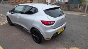 2019 Renault Clio 0.9 Tce Iconic Euro 6 (s/s) 5dr in Silver — image 4