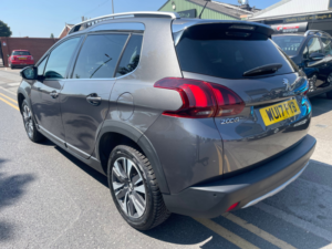 2017 Peugeot 2008 1.2 Puretech Allure SUV 5dr Petrol Manual Euro 6 (82 Ps) in Grey — image 4