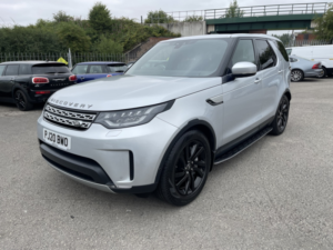 2020 Land Rover Discovery 3.0 Sd V6 Hse in Silver — image 2