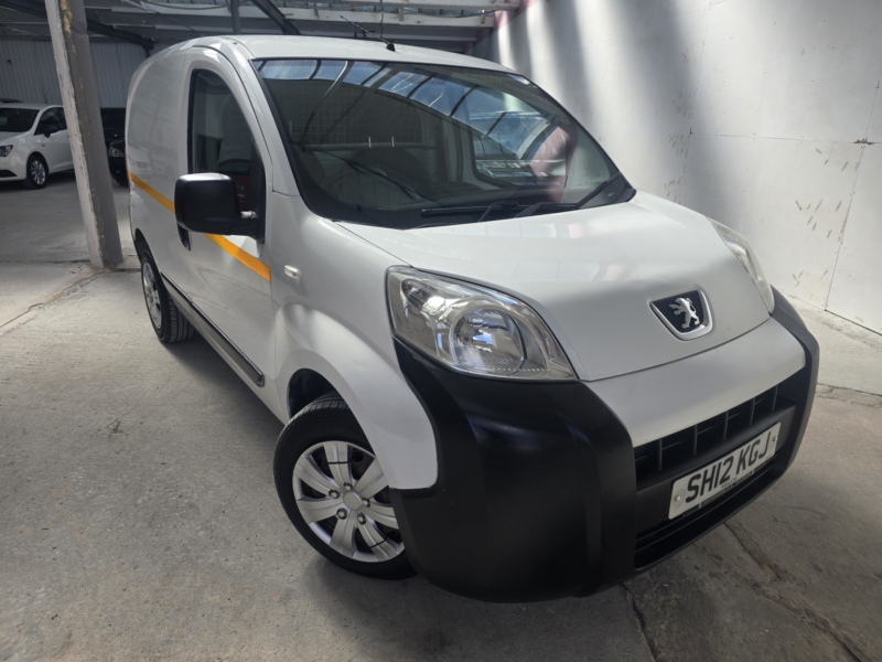 2012 Peugeot Bipper 1.3 Hdi S in White — image 1