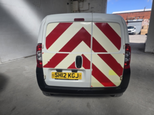 2012 Peugeot Bipper 1.3 Hdi S in White — image 4
