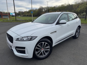 2017 Jaguar F-Pace 2.0 D180 R-Sport Auto Euro 6 (s/s) 5dr in White — image 3