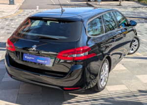 2020 Peugeot 308 Sw 1.5 Bluehdi Active in Black — image 4