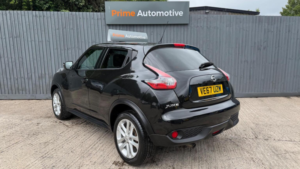 2017 Nissan Juke 1.2 Dig-T N-Connecta Euro 6 (s/s) 5dr in Black — image 5