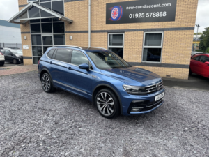 2021 Volkswagen Tiguan Allspace 1.5 Tsi Evo R-Line Tech in Blue — image 2