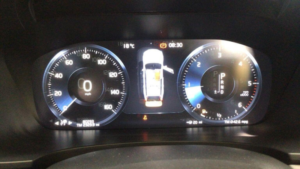 2018 Volvo V90 2.0 D4 Momentum Auto Euro 6 (s/s) 5dr in Grey — image 4