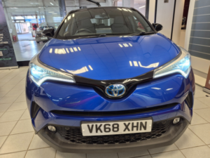 2018 Toyota C-Hr 1.8 Vvt-H Dynamic SUV 5dr Petrol Hybrid CVT Euro 6 (s/s) (122 Ps) in Blue — image 5