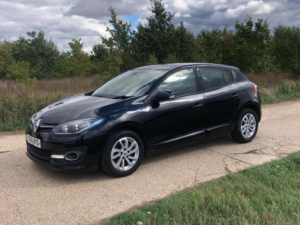 2016 Renault Megane 1.5 Dci Dynamique Nav Hatchback 5dr Diesel Manual Euro 6 (s/s) (110 Ps) in Black — image 2