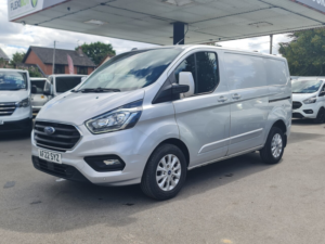 2022 Ford Transit Custom Custom 280 Limited L1 — image 4