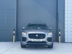 2021 Jaguar E-Pace 2.0 D204 Mhev R-Dynamic Se Auto AWD Euro 6 (s/s) 5dr in Grey — image 2