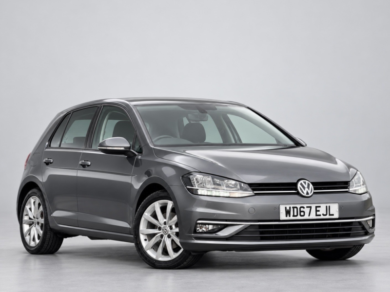 2018 Volkswagen Golf 1.5 Tsi Evo Gt in Grey — image 1