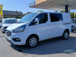 2022 Ford Transit Custom Custom 300 Crew Van Limited — image 4