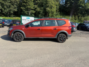2022 Dacia Jogger 1.0 Tce Essential MPV 5dr Petrol Manual Euro 6 (s/s) (110 Ps) in Brown — image 3