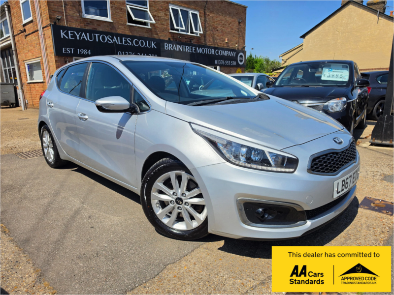 2018 Kia Ceed 1.6 Crdi 2 Hatchback 5dr Diesel Manual Euro 6 (s/s) (134 Bhp) in Silver — image 1