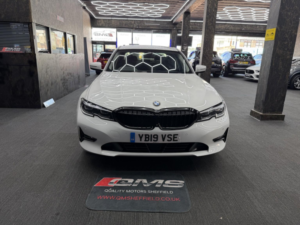 2019 BMW 3 Series 2.0 320d Se Saloon in White — image 2