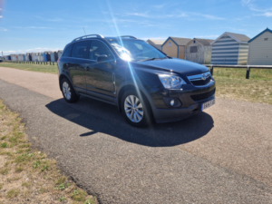 2014 Vauxhall Antara 2.2 Cdti Exclusiv in Black — image 2