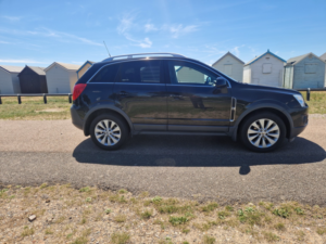 2014 Vauxhall Antara 2.2 Cdti Exclusiv in Black — image 3