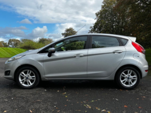 2016 Ford Fiesta 1.25 Zetec Hatchback 5dr Petrol Manual Euro 6 (82 Ps) in Silver — image 6