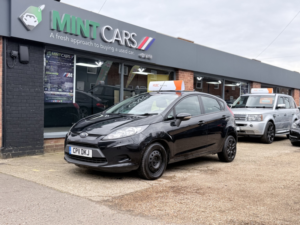 2011 Ford Fiesta 1.3 Edge in Black — image 4