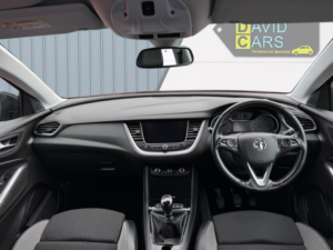 2019 Vauxhall Grandland X 1.2 Turbo Sport Nav in Red — image 5