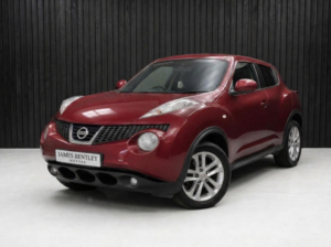 2011 Nissan Juke 1.6 Acenta CVT Euro 5 5dr in Red — image 3
