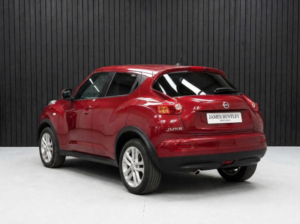 2011 Nissan Juke 1.6 Acenta CVT Euro 5 5dr in Red — image 5