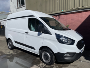 2020 Ford Transit Custom 2.0 300 Ecoblue Leader in White — image 2