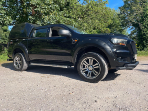 2017 Ford Ranger 2.2 Tdci Xl Super Cab Pickup 4WD Euro 5 4dr in Black — image 3