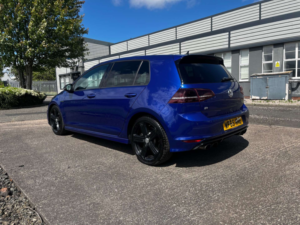 2015 Volkswagen Golf 2.0 Golf R DSG 4WD 5dr in Blue — image 3