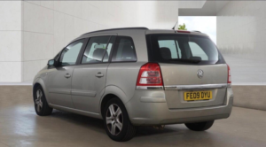 2009 Vauxhall Zafira 1.9 Cdti Exclusiv Auto Euro 4 5dr in Silver — image 3