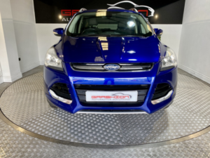 2017 Ford Kuga 2.0 Tdci Titanium in Blue — image 2