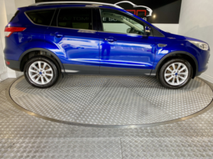 2017 Ford Kuga 2.0 Tdci Titanium in Blue — image 5