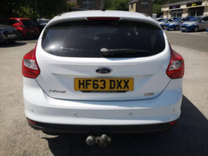 2013 Ford Focus 1.0 T Ecoboost Zetec in White — image 3