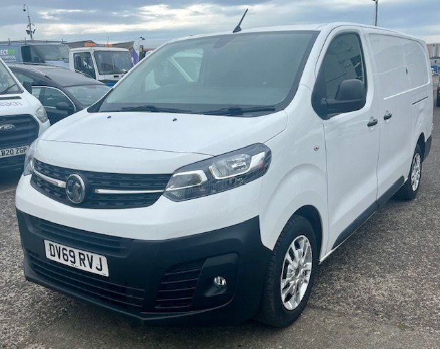 2019 Vauxhall Vivaro 1.5 Turbo D 2900 Dynamic in White — image 1