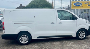 2019 Vauxhall Vivaro 1.5 Turbo D 2900 Dynamic in White — image 4