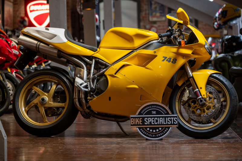 2000 Ducati 748 R Stunning Example in Yellow — image 1