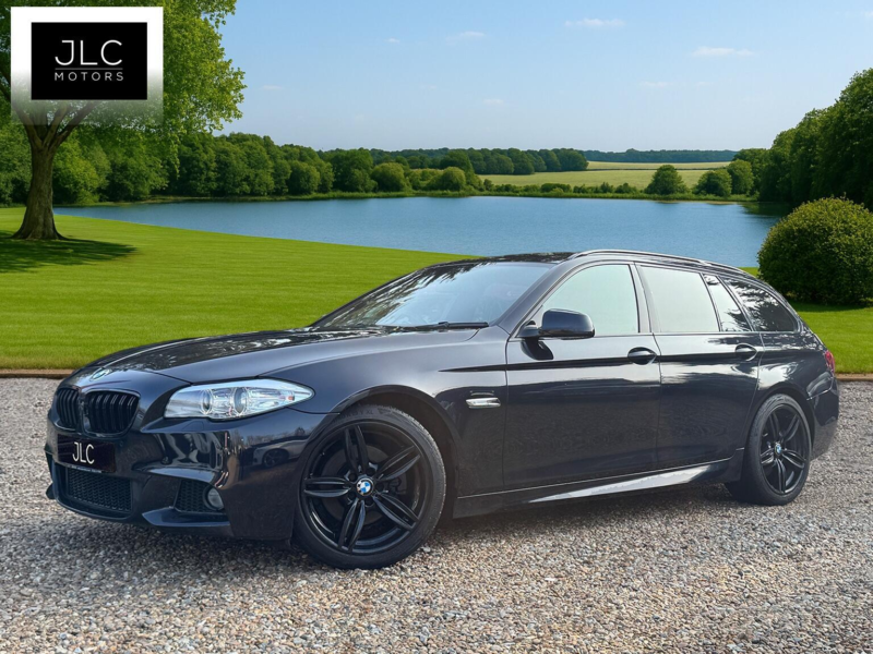 2012 BMW 5 Series 2.0 520d M Sport Touring Auto Euro 5 (s/s) 5dr in Black — image 1