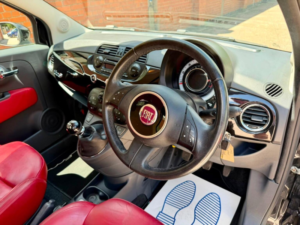 2010 Fiat 500c 1.4 Lounge Euro 5 2dr in Black — image 4