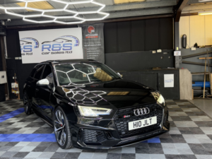 2018 Audi Rs4 Avant 2.9 Tfsi V6 in Black — image 3