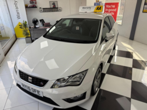 2015 SEAT Leon 1.4 Tsi Act Fr Sport Coupe Euro 6 (s/s) 3dr in White — image 5