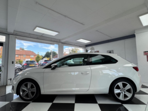 2015 SEAT Leon 1.4 Tsi Act Fr Sport Coupe Euro 6 (s/s) 3dr in White — image 6