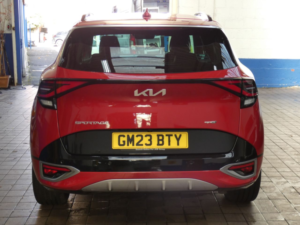 2023 Kia Sportage 1.6 T-Gdi Mhev Gt-Line SUV 5dr Petrol Hybrid Dct Euro 6 (s/s) (148 Bhp) in Red — image 4