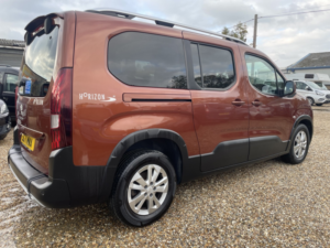 2021 Peugeot Rifter Wheelchair Accessible Vehicle 1.5 Bluehdi Allure Wav in Bronze — image 3