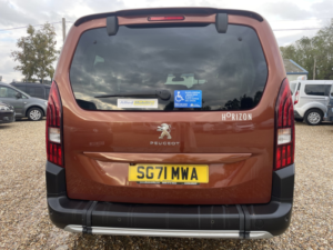 2021 Peugeot Rifter Wheelchair Accessible Vehicle 1.5 Bluehdi Allure Wav in Bronze — image 4