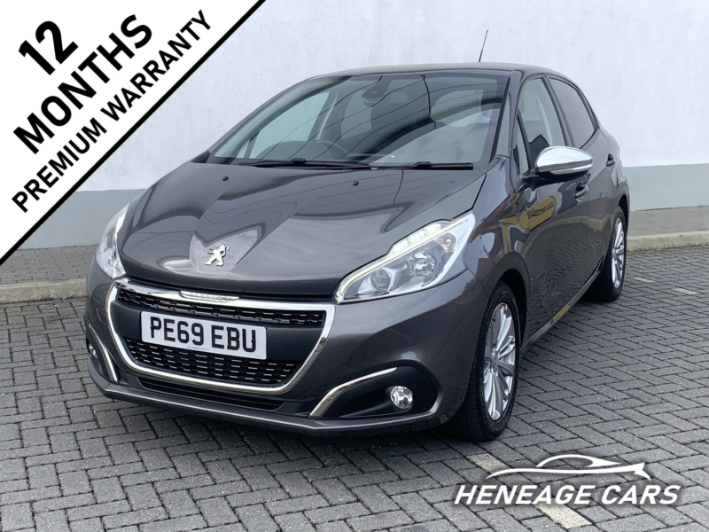 2019 Peugeot 208 1.2 Puretech Signature 5-Door in Grey — image 1